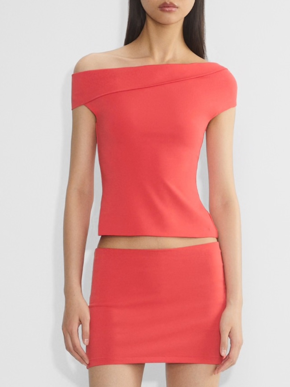 Aritzia Original Contour Ravish Top in Cherry Off Shoulder Tank New - Picture 3 of 10